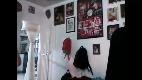 Snapshot of hurtadodirector chatting on April 2026 03:23:01 AM hurtadodirector online show from April 2026 03:23:01 AM