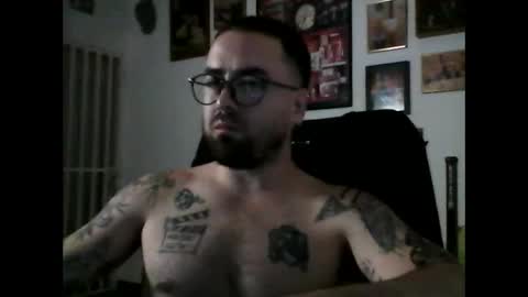 Snapshot of hurtadodirector chatting on April 2026 06:03:02 AM hurtadodirector online show from April 2026 06:03:02 AM