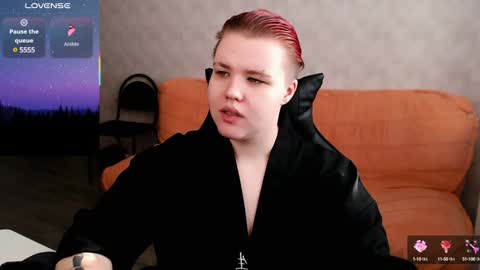 Snapshot of husk_ryan chatting on January 2025 08:30:02 AM Ryan online show from January 2025 08:30:02 AM