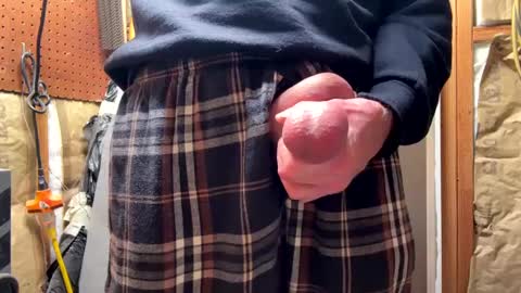 huskey300 online show from January 2025 04:15:01 AM