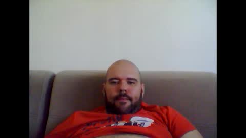 Snapshot of hustlehardd chatting on April 2026 11:12:01 AM hustlehardd online show from April 2026 11:12:01 AM