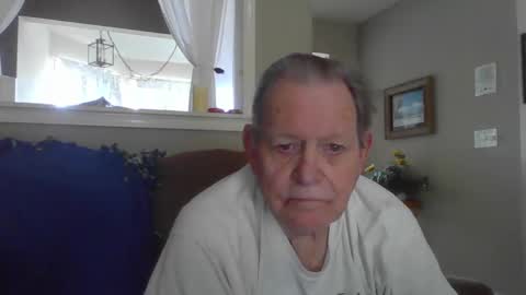 Snapshot of hvl13 chatting on January 2025 08:30:01 PM hvl13 online show from January 2025 08:30:01 PM