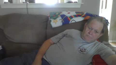 Snapshot of hvl13 chatting on September 2025 07:03:02 PM hvl13 online show from September 2025 07:03:02 PM