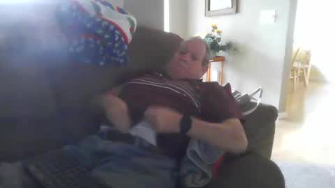 Snapshot of hvl13 chatting on October 2025 09:14:02 PM hvl13 online show from October 2025 09:14:02 PM