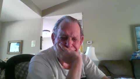 Snapshot of hvl13 chatting on March 2026 11:42:01 PM hvl13 online show from March 2026 11:42:01 PM