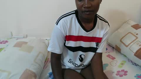 Snapshot of hyacinth_b chatting on May 2026 10:38:02 PM hyacinth_b online show from May 2026 10:38:02 PM