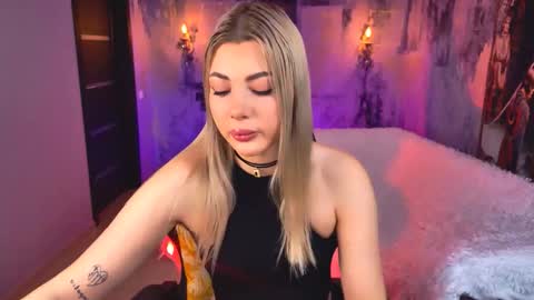 hyileyclark online show from February 2026 05:11:02 AM