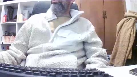 Snapshot of hyperpau chatting on November 2025 06:16:02 AM Hyperpau online show from November 2025 06:16:02 AM