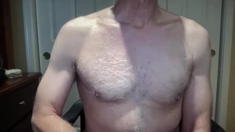 Snapshot of i8bgcq chatting on December 2024 03:55:01 PM The Talented Mr. DILFy online show from December 2024 03:55:01 PM