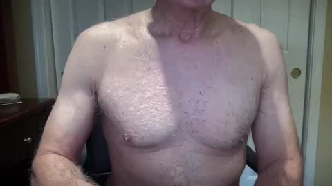 Snapshot of i8bgcq chatting on November 2025 02:50:01 PM The Talented Mr. DILFy online show from November 2025 02:50:01 PM