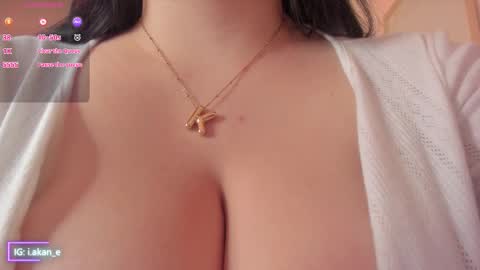 Akane online show from November 2025 11:53:01 AM