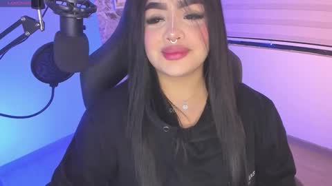 Ari online show from October 2025 01:58:02 AM