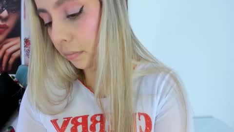 The Dolls online show from December 2025 08:07:02 PM