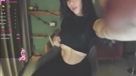 Snapshot of i_cant_believe_its_you chatting on February 2025 12:10:02 AM Lana Banana online show from February 2025 12:10:02 AM