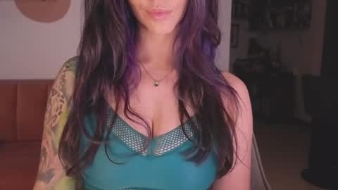 Lana Banana online show from April 2026 11:02:02 PM