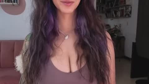 Lana Banana online show from April 2026 08:47:01 PM