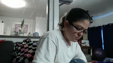 Snapshot of i_fetishize_u chatting on January 2025 03:25:02 PM ShortStuff online show from January 2025 03:25:02 PM