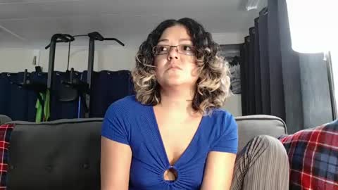 Snapshot of i_fetishize_u chatting on February 2025 08:09:02 PM ShortStuff online show from February 2025 08:09:02 PM