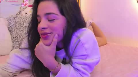 i_karly online show from November 2025 01:10:01 PM