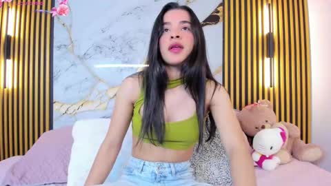 i_karly online show from November 2025 01:02:02 PM