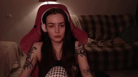 elisabeth online show from March 2025 06:48:01 PM