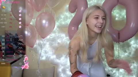 Aysi online show from December 2024 04:05:01 PM