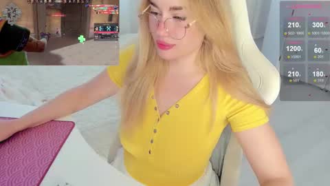 Snapshot of i_want_you_eva chatting on October 2025 12:33:01 PM HiI am  EvaPVT is open  online show from October 2025 12:33:01 PM