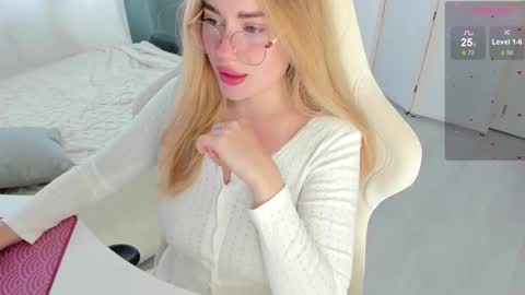 Snapshot of i_want_you_eva chatting on October 2025 11:09:02 AM HiI am  EvaPVT is open  online show from October 2025 11:09:02 AM
