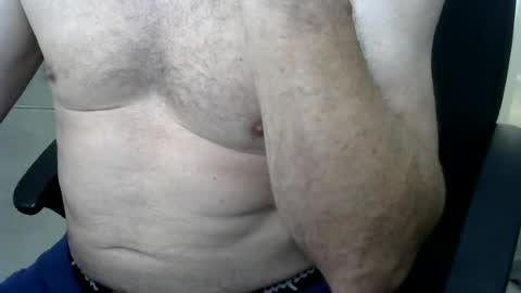 Snapshot of i_was_a_shy_dad chatting on June 2026 12:33:02 AM i_was_a_shy_dad online show from June 2026 12:33:02 AM