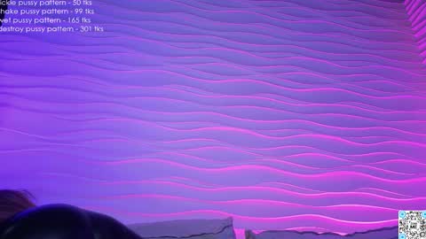 Snapshot of iam_casey chatting on November 2025 09:58:02 PM Casey online show from November 2025 09:58:02 PM