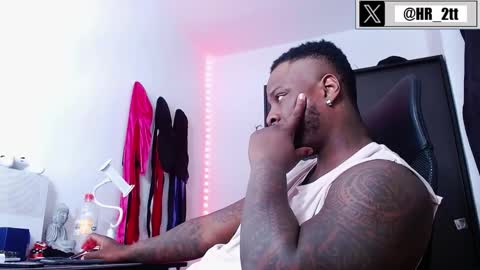 Mr H Independent model online show from February 2025 05:51:02 AM