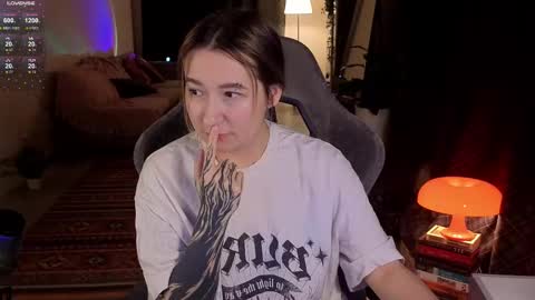 Snapshot of iam_meg chatting on February 2025 06:01:02 PM Meg  online show from February 2025 06:01:02 PM