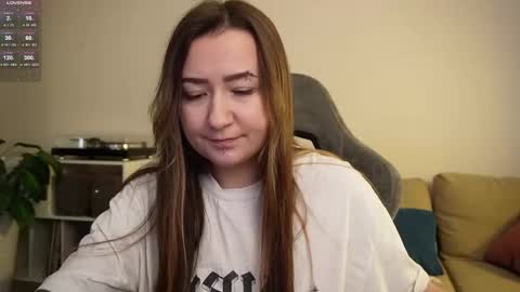 Snapshot of iam_meg chatting on October 2025 09:15:01 AM Meg  online show from October 2025 09:15:01 AM