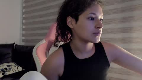 Snapshot of iam_nikki chatting on March 2025 11:42:02 PM On instagram Imm NikkiHelp me reach 100 likes online show from March 2025 11:42:02 PM