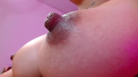 Snapshot of iam_salomex chatting on April 2026 11:22:02 PM Salo online show from April 2026 11:22:02 PM