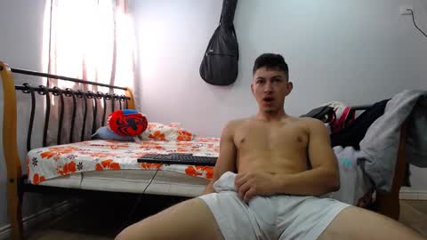 iam_yourbabyprincess_xd online show from January 2025 07:00:02 PM