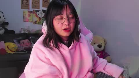 Zoe 3 online show from November 2025 02:43:02 AM