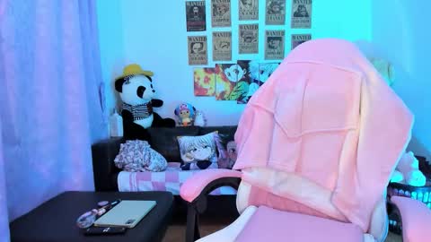 Zoe 3 online show from December 2025 11:01:02 PM