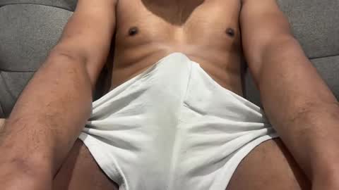 Snapshot of iambored91 chatting on January 2025 07:13:02 PM Bully online show from January 2025 07:13:02 PM