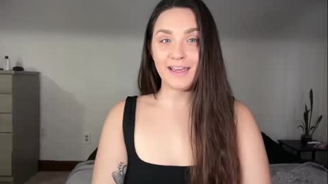 Crystal online show from February 2026 03:51:01 PM