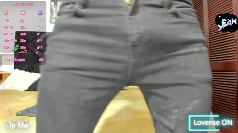 Snapshot of iamduque chatting on April 2026 03:47:01 AM Iam Joseant online show from April 2026 03:47:01 AM