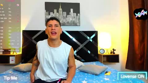 Snapshot of iamduque chatting on April 2026 03:23:01 AM Iam Joseant online show from April 2026 03:23:01 AM