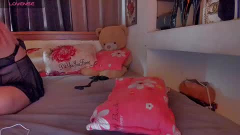 Snapshot of iamjazzmine chatting on March 2025 05:42:01 AM Miss Jazzmine online show from March 2025 05:42:01 AM