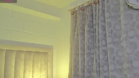 Juliiiiian online show from January 2025 11:24:01 AM