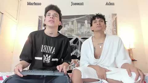 Mariano online show from October 2025 04:02:02 AM