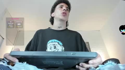 Mariano online show from December 2025 03:23:01 AM