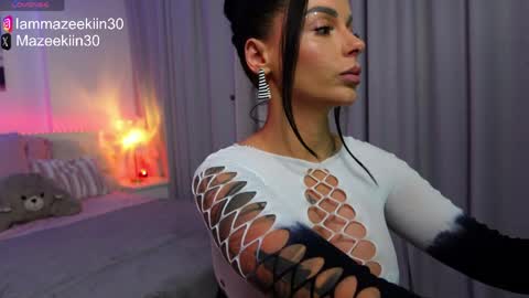 Snapshot of iammazeekiin30 chatting on April 2026 06:43:01 PM Maze online show from April 2026 06:43:01 PM