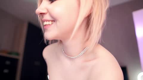 Snapshot of iamninamint chatting on February 2025 10:10:02 PM Nina  online show from February 2025 10:10:02 PM