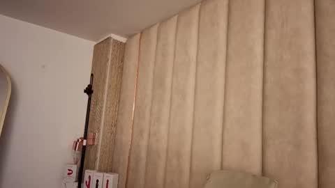 Snapshot of iamnyxy_ chatting on April 2026 11:38:02 AM Nyxy online show from April 2026 11:38:02 AM