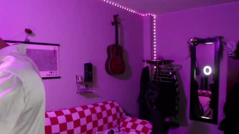 Snapshot of ian_616 chatting on April 2026 03:48:02 AM Ian online show from April 2026 03:48:02 AM